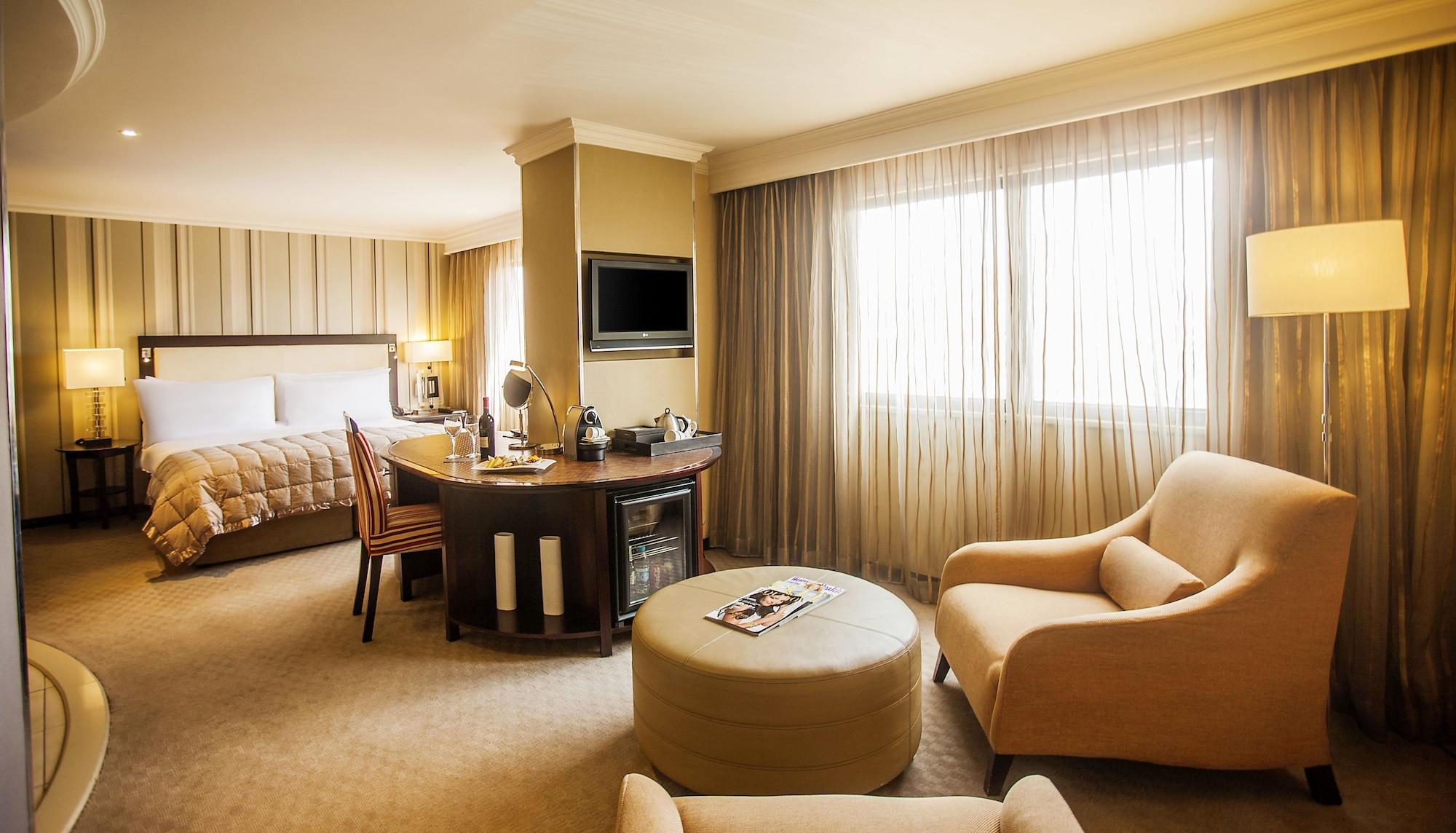 Southern Sun Pretoria-Noord エクステリア 写真