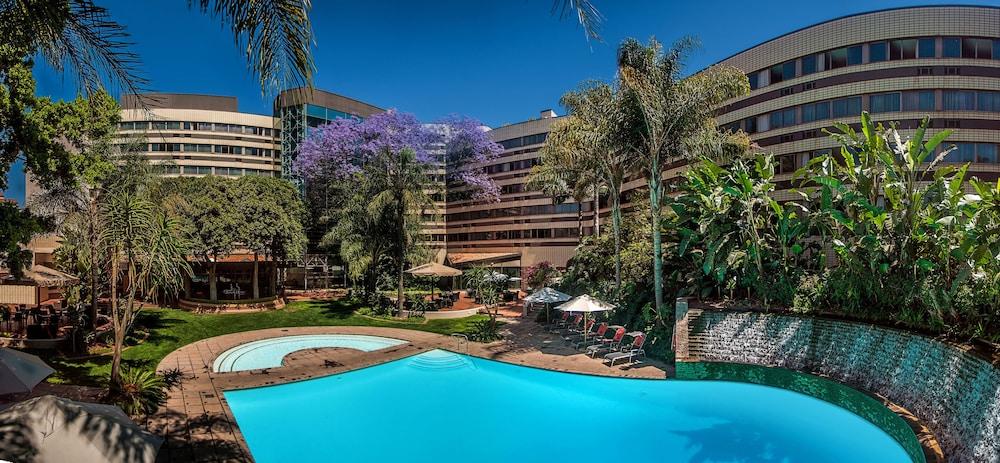 Southern Sun Pretoria-Noord エクステリア 写真