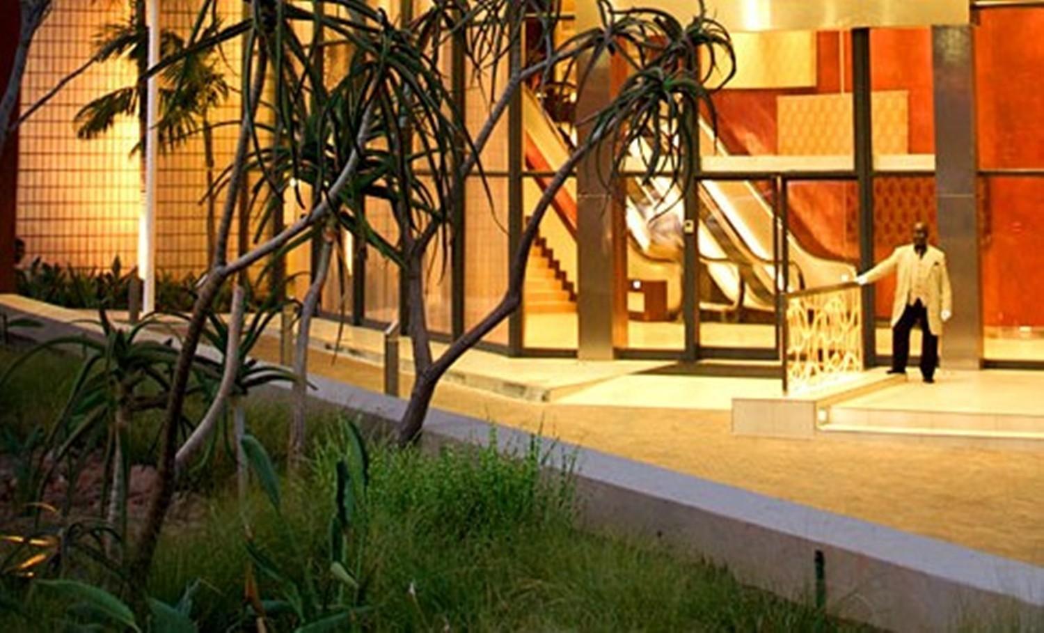 Southern Sun Pretoria-Noord エクステリア 写真