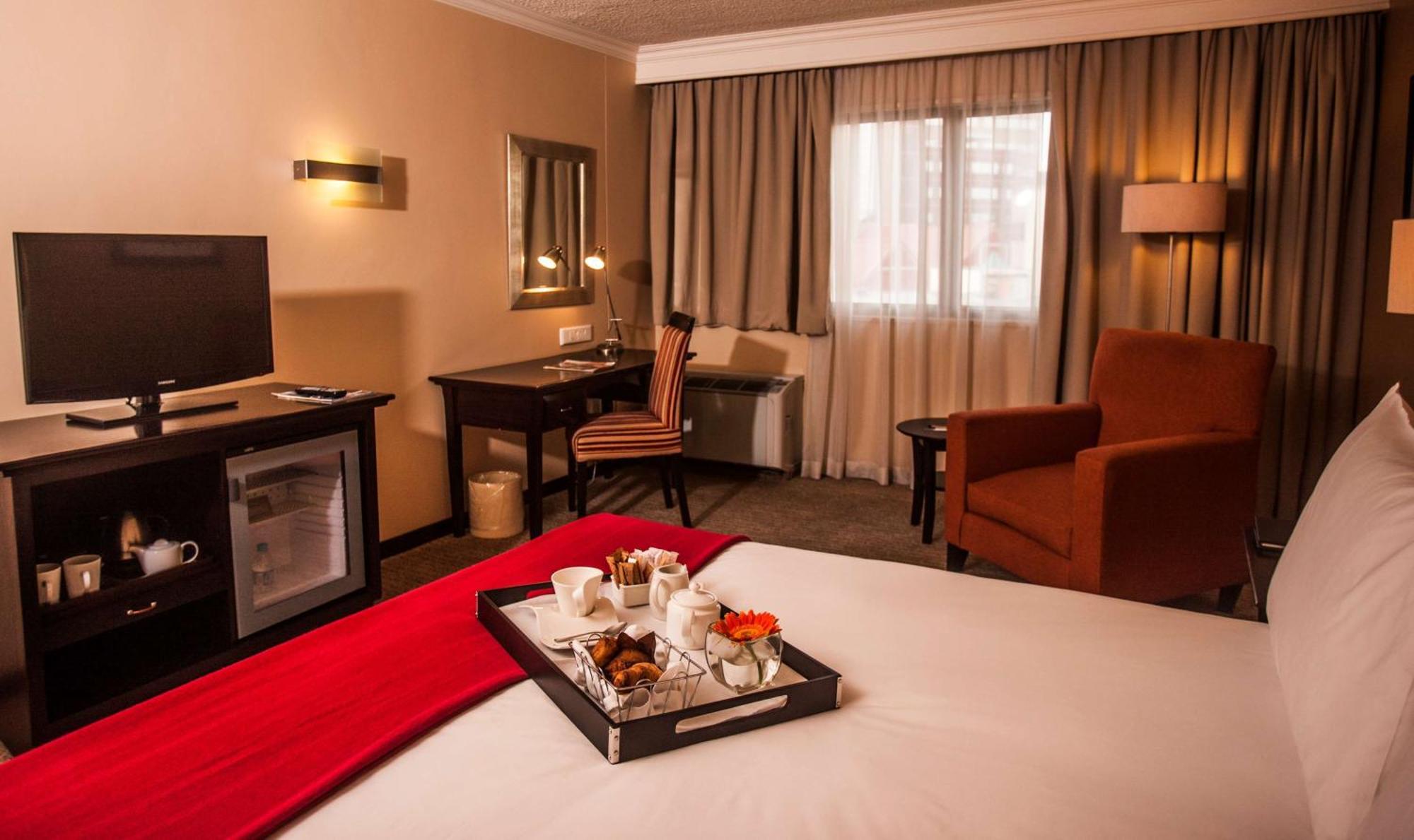 Southern Sun Pretoria-Noord エクステリア 写真